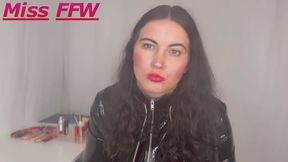 Miss FFW shows you all her lipsticks