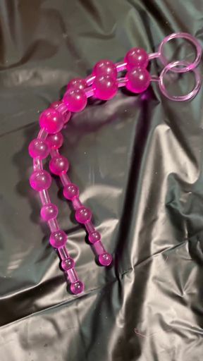 Cute BBW Obsessed with Anal Beads