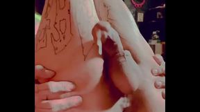 TRASHQVEEN: hands free cumshot