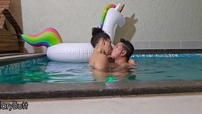 After Filming, I Begged Him to Keep Pounding My Pussy in the Pool