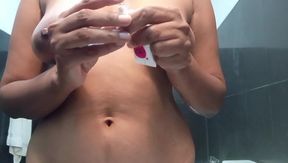 Sri Lankan Woman Seduces Her Partner via Video Call Until Orgasm Just Love with Big Boobs and Wet Pussy