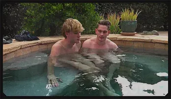 Jay Tee & Skylar Finchh Poolside Gay Passion