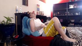 Saggy shorts boxers farting different times