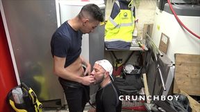 hetero baise son pote gay en mode bareback juste pour se vider les couilles
