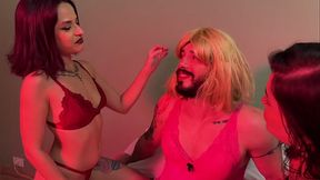 Me fizeram de garota e comeram meu cu (sissy / crossdresser)