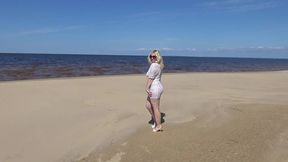 golden rain 96 - piss on beach