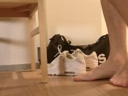 Hunk cums in briefs after playing with his ass