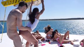 Russian girls' orgy on the boat