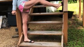 OUTDOOR TIPPY TOES