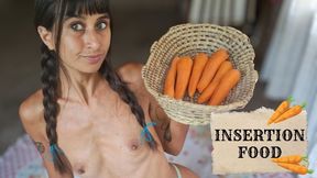 INSERTION FOOD IN ASSHOLE