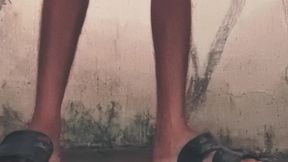 Seeing Bhabhi&#039;s fat ass, my land got excited.
