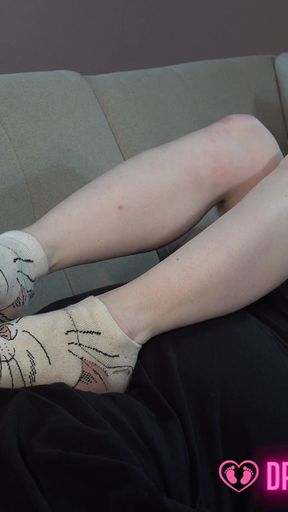 Cedrika's Sweaty Feet Challenge - (dreamgirls in Socks)