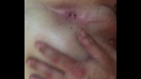 Dando linguada e brincando com o cuzinho do garoto lindo de 21 anos