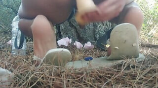 Curve sclave gay amatori se închină la picioare și primesc fute anal dure