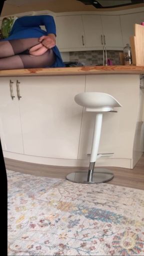 Fat big butt or thin small butt? Watch and decide.   Clip 1