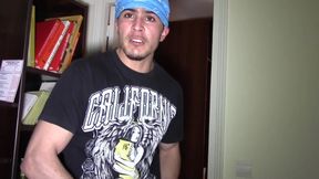 Straight Arab surprised to be sucked by a gay !!