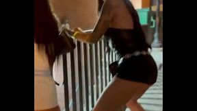 your favorite brunette cowgirls in Nashville ??? XOARIANASTARR