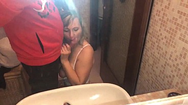 Luna is a fantastic milf who loves to satisfy all my desires