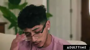 Stepbrothers spitroast HOT MOM Dee Williams in steamy taboo scene