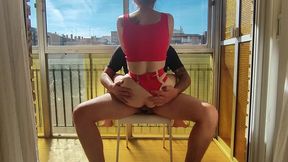 sexo arriesgado en el balcon con mi vecino infiel !!