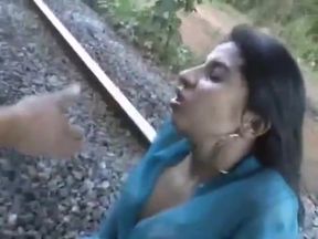 Indian Desi Girl Mindblowing Blowjob Than Has Sex