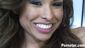 Hot babe Natalie Rosa fucked inside the boy's locker room