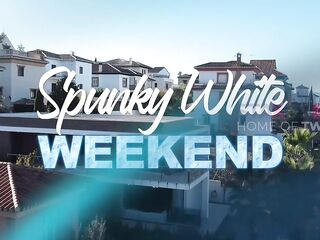 STAXUS :: Spunky White Weekend Sc.1