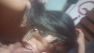 セクシーな女の子がバイセクシャルのイケメンに尻を激しく突かれる