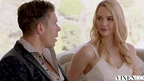 Fashion Model (Kenna James) Fucks Agent for Promotion