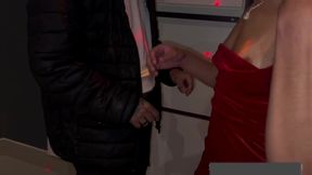 depois do baile do mk, minha namorada arrastou um cara pra comer ela sem camisinha e gozar dentro