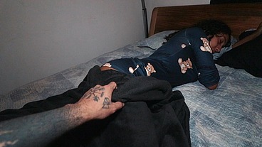 Woke up fuck without a condom until cumming in my tight pussy - Nati Roza
