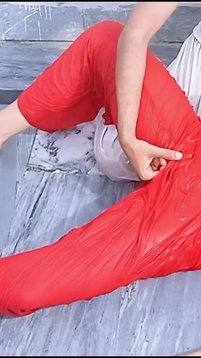Desi Cute Bhabhi and Devar Won't Let Me Do My Homework Hot Indoor Water Sex Video, Indian Desi Beautiful Girl XXX Video