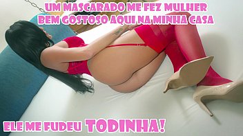 TENTATIVA DE ASSALTO! - VAGABUNDO DE GORRO METEU DENTRO DA BUNDA DA JULIA NA CAMA DELA