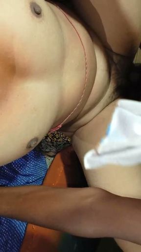 desi bhabhi ne squirt se devar ko nehla diya chudai ke waqt Hindi HD video sex   Clip 3