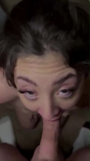 Hotty teen with big tits gets a cute blowjob