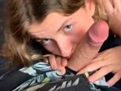 Amateur blondes pov blowjob and hardcore fun with lucky dude