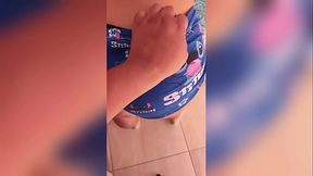 MI CU&Ntilde_ADA SE HACE LA QUE NO QUIERE PERO TERMINA EN CUATRO Y GIMIENDO COMO PERRA, NOS TOCARON LA PUERTA CASI NOS PILLAN