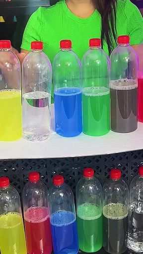 Tiktok Bottlechallenge with Sexy Stepmother - Leyne Rodriguez