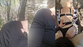 je me promene dans les bois et vois un mec ce branler je le chauffe il me baise