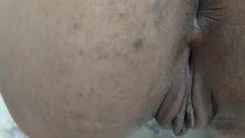 Queria comer a novinha no pelo mas dessa vez ela n&atilde_o deixou.    Pjt x