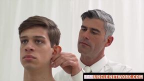 SayUncleNetwork.com - Pastor sucks off muscular twink then raw barebacks him