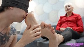 LORA - You don't need to see to worship my feet! (HD)