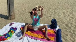 Ninapantie-Changing My Soaked Diaper At The Beach