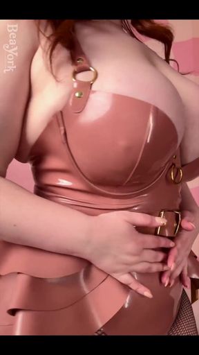 In Case You Need Some Domme-y Bea This Week