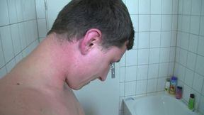 Old and young pussy fucking young dick sucking in the bathroom
