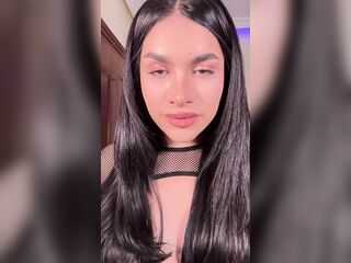 Viviana Trans Latin chick Feet Tease And Masturbation