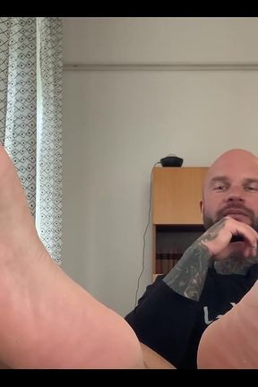 I Call You on Facetime While You Are at Work and I Tease You with My Feet