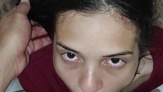 Gata bissexual leva uma surra de pau no cu