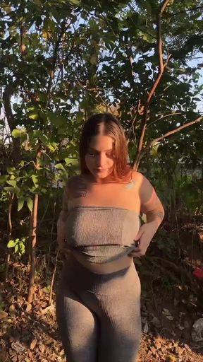 Solo babe teases her only fans on cam
