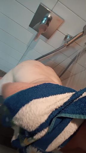You want to really bang me as a passive slut? <br />
Then get in touch! I want to be banged really hard!
